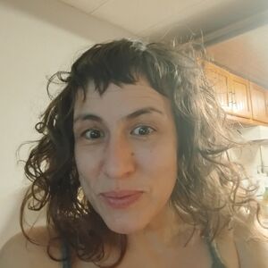 Meet your Posher, Teya